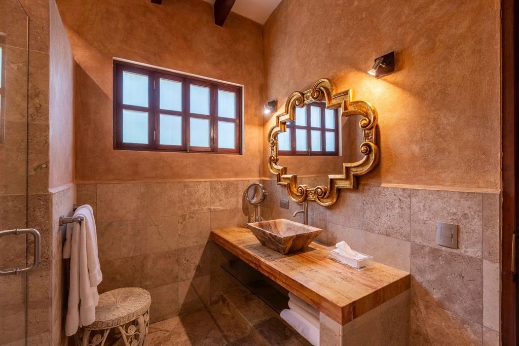 37784, Mexico, 4 Bedrooms Bedrooms, ,5 BathroomsBathrooms,Residential,Active,17814