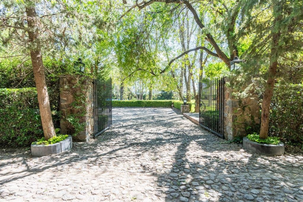 37784, Mexico, 4 Bedrooms Bedrooms, ,5 BathroomsBathrooms,Residential,Active,17814