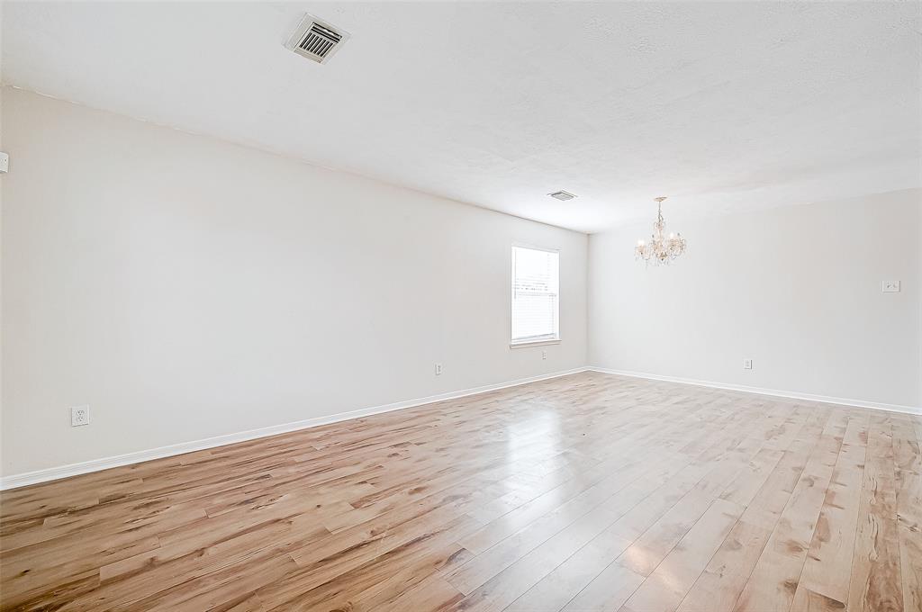 Houston, Texas 77083, United States, 4 Bedrooms Bedrooms, ,3 BathroomsBathrooms,Residential,Pending,22833