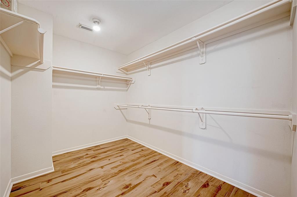 Houston, Texas 77083, United States, 4 Bedrooms Bedrooms, ,3 BathroomsBathrooms,Residential,Pending,22833