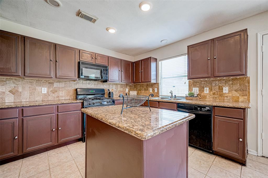 Houston, Texas 77083, United States, 4 Bedrooms Bedrooms, ,3 BathroomsBathrooms,Residential,Pending,22833