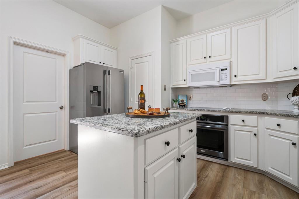 10479 Torrey Pines Drive, Willis, Texas image 11