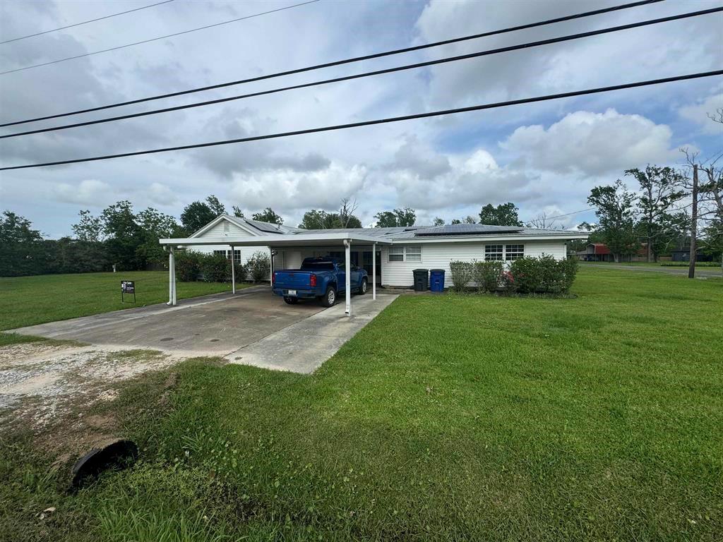 401 Henry Street, Bridge City, Texas image 2