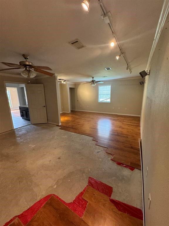 401 Henry Street, Bridge City, Texas image 16