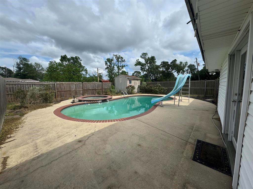 401 Henry Street, Bridge City, Texas image 26