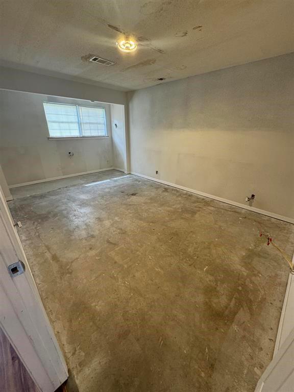 401 Henry Street, Bridge City, Texas image 18