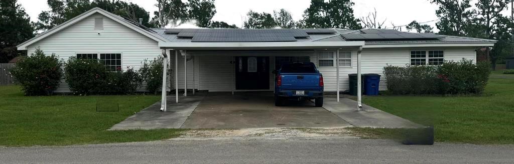 401 Henry Street, Bridge City, Texas image 1