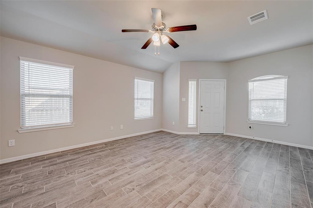 13114 Dalvay Beach Drive, Texas City, Texas image 8