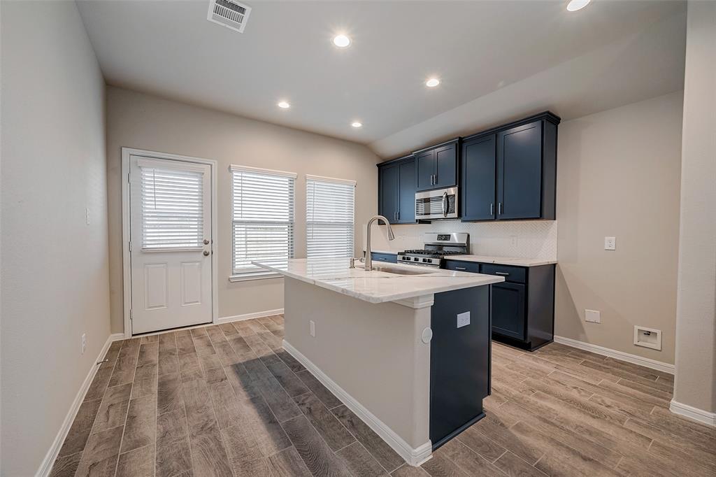 13114 Dalvay Beach Drive, Texas City, Texas image 11