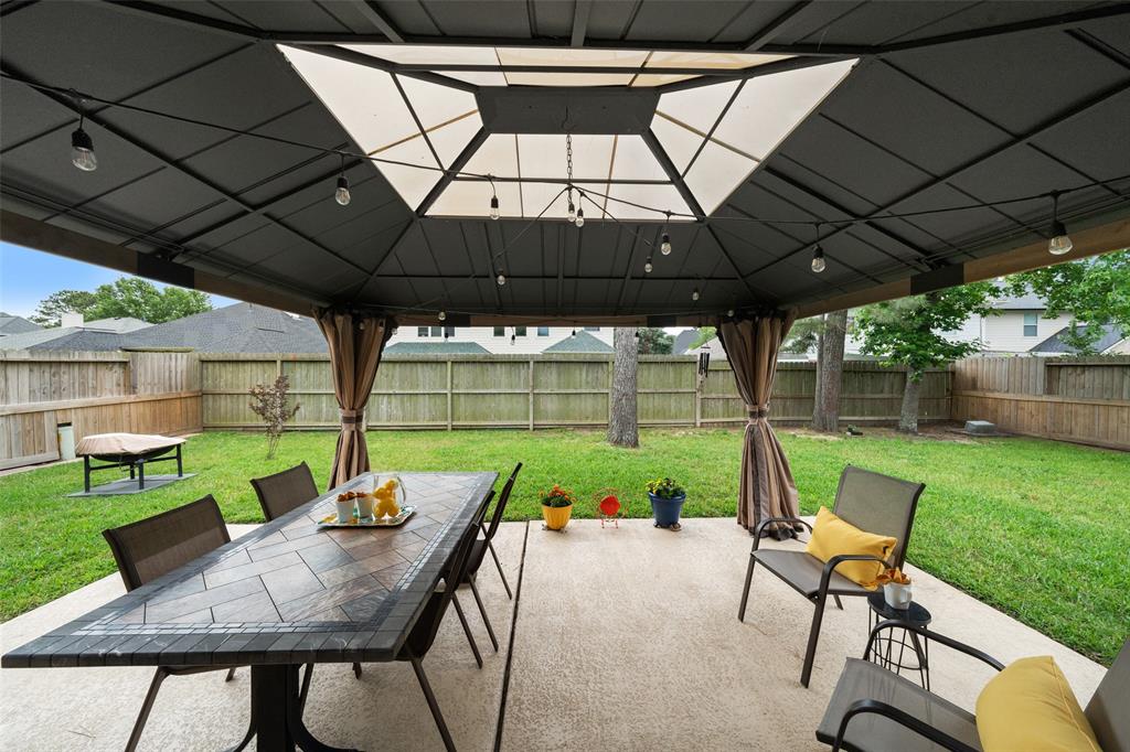 8330 Sports Haven Drive, Humble, Texas image 32