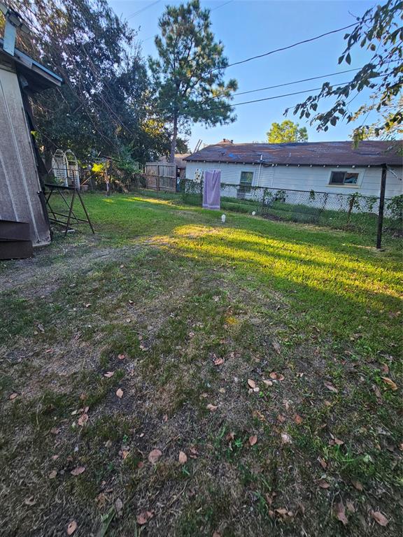 10429 Pillot Street, Jacinto City, Texas image 12