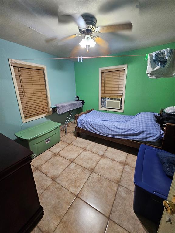 10429 Pillot Street, Jacinto City, Texas image 4