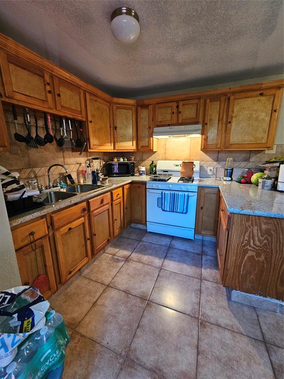 10429 Pillot Street, Jacinto City, Texas image 8