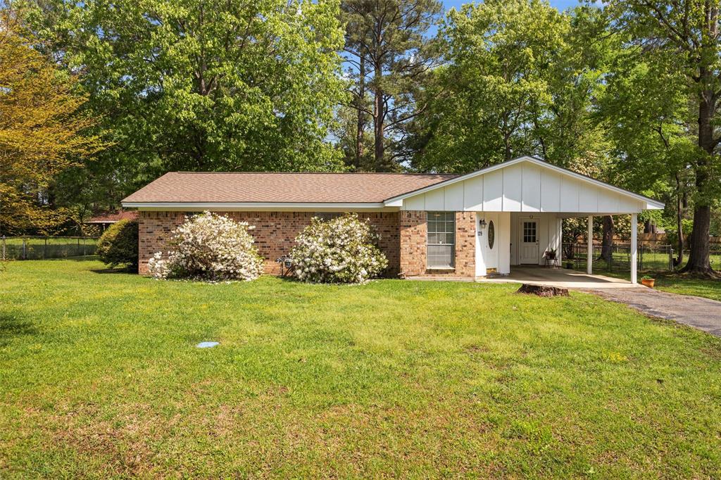 129 Arizona Street, Huntington, Texas image 1
