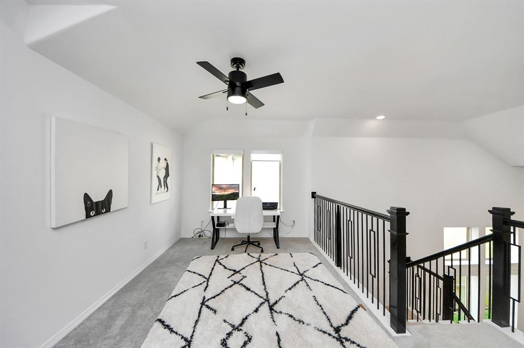 8715 Morris Woods Drive, Missouri City, Texas image 23
