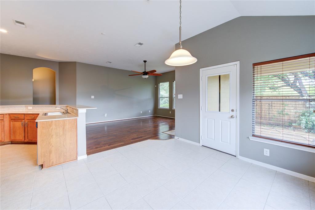 25030 Emporia Point Court, Katy, Texas image 32