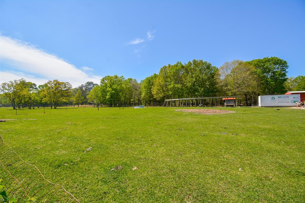 24897 Rainbow Lane, New Caney, Texas image 9