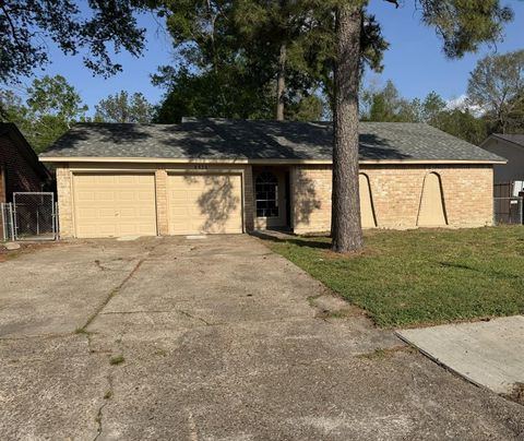 Photo of 8926 Valley Side Drive, Houston, TX 77078 (MLS # 43619898)