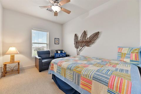 Single Family Residence in Crystal Beach TX 2932 Lakeside Drive 23.jpg