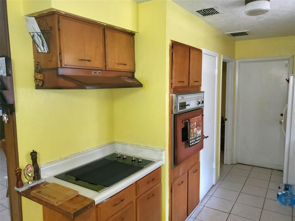 11002 Radford Lane, Houston, Texas image 6