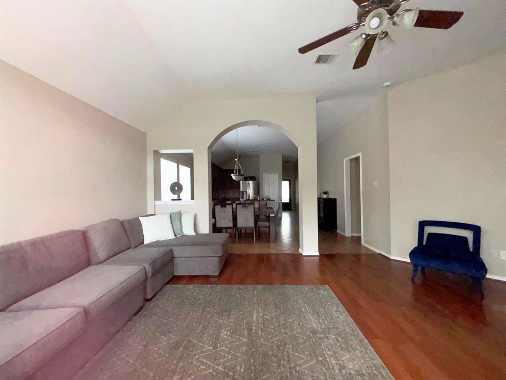 4326 Sunlit Pass Loop, Humble, Texas image 7