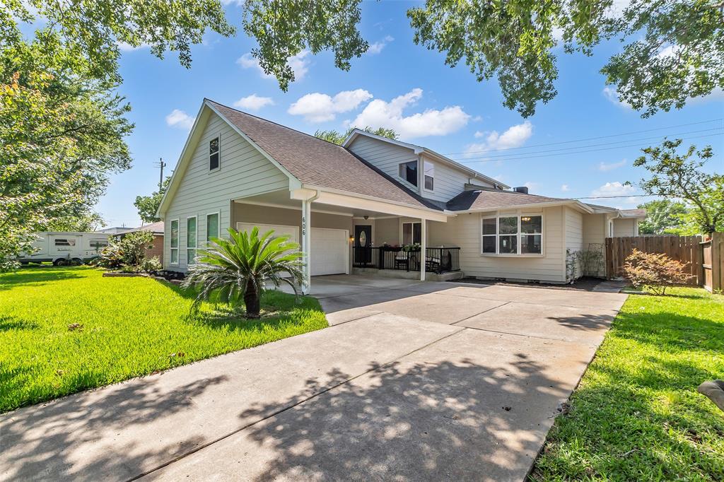 606 Packer Court