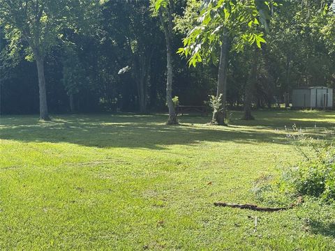 Photo of 0 County Rd 42, Rosharon, TX 77583 (MLS # 10845819) Photo of 0 County Rd 42, Rosharon, TX 77583 (MLS # 10845819)