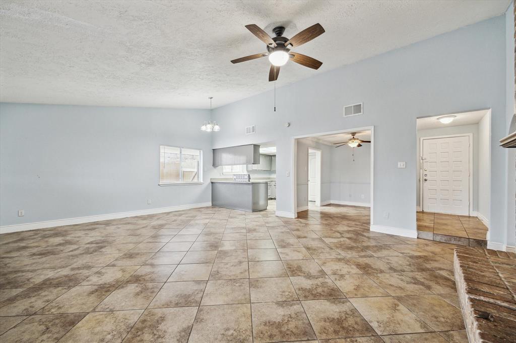 13827 Southline Road, Sugar Land, Texas image 2