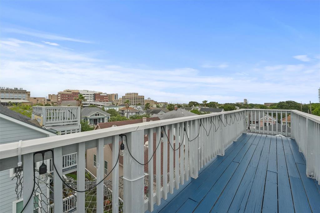 907 Winnie Street, Galveston, Texas image 25