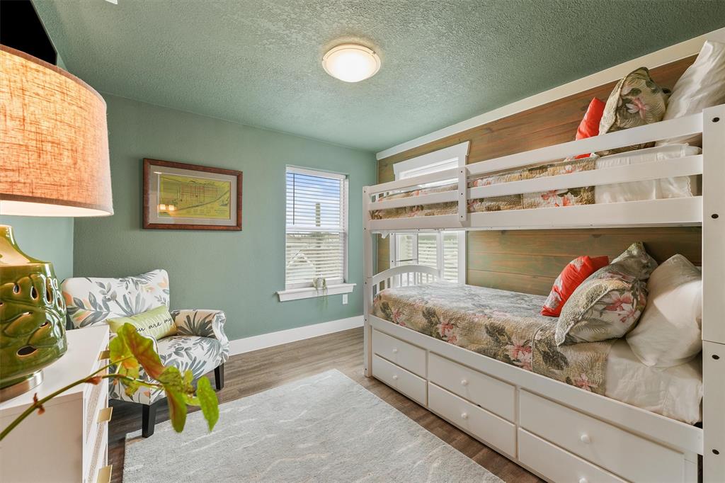 907 Winnie Street, Galveston, Texas image 19