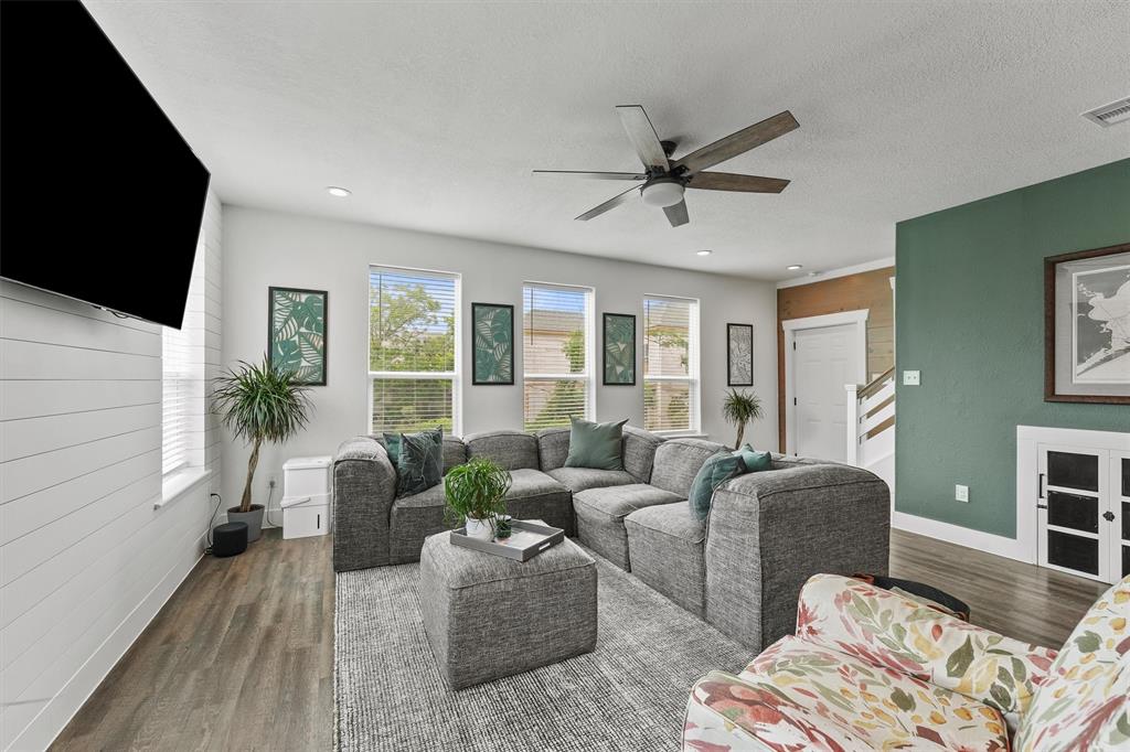 907 Winnie Street, Galveston, Texas image 6