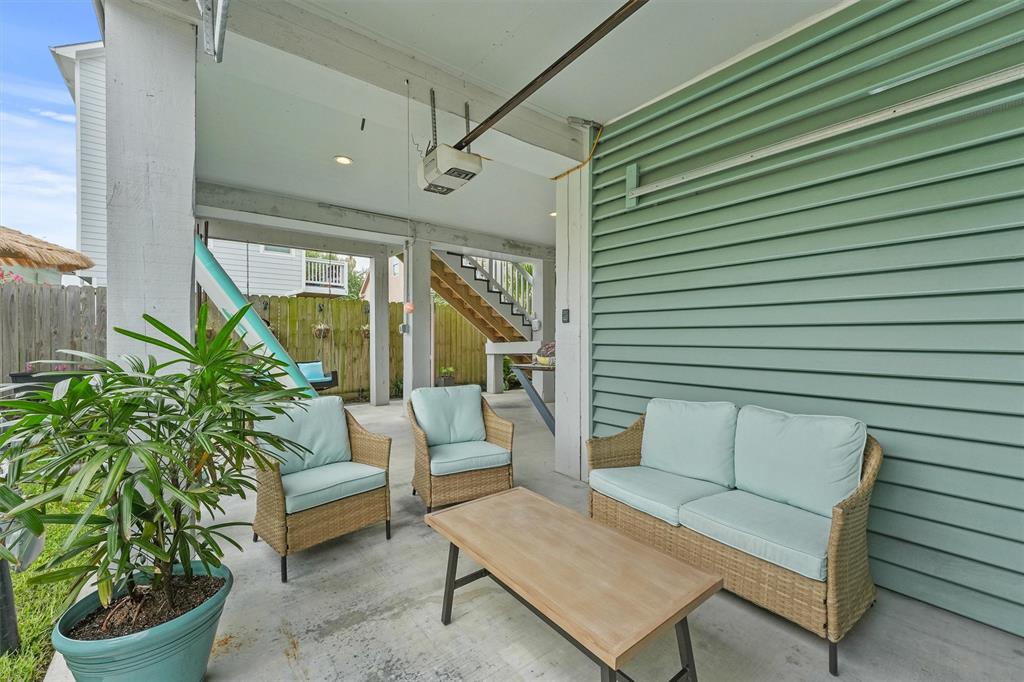 907 Winnie Street, Galveston, Texas image 22
