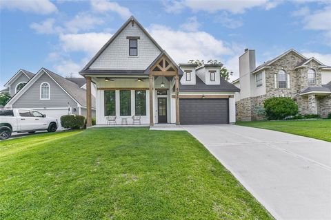 4917 Pleasure Lake Drive Willis TX 77318