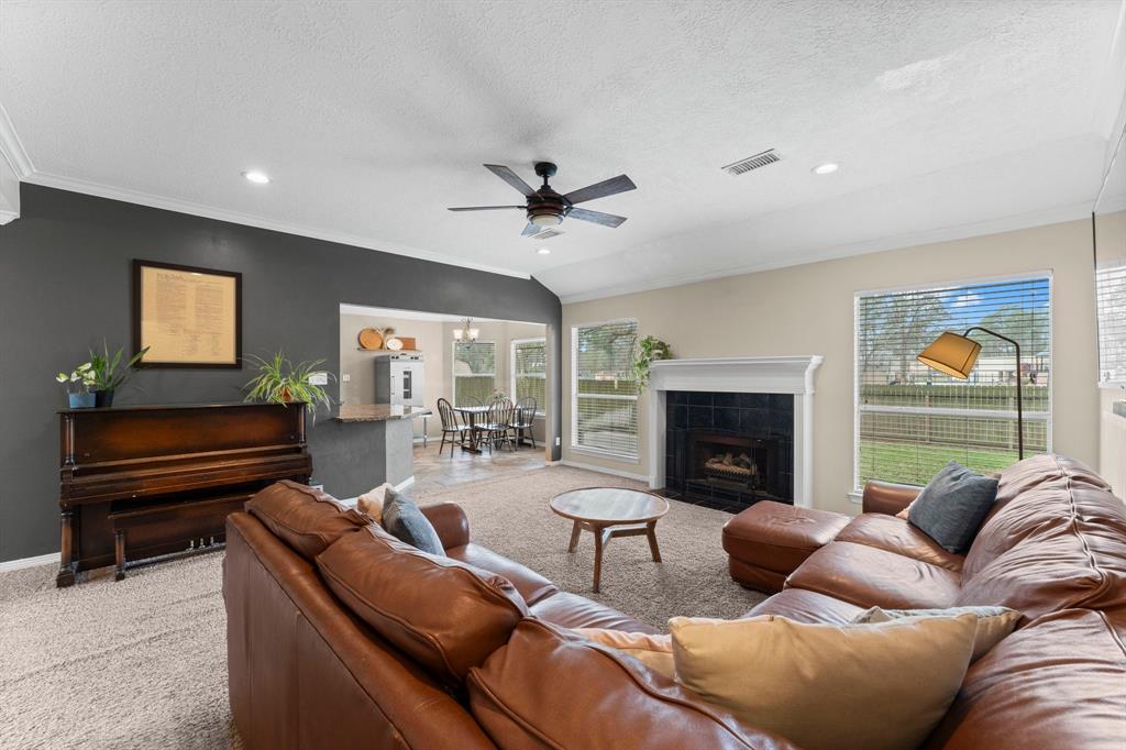 24835 Butterwick Drive, Spring, Texas image 11