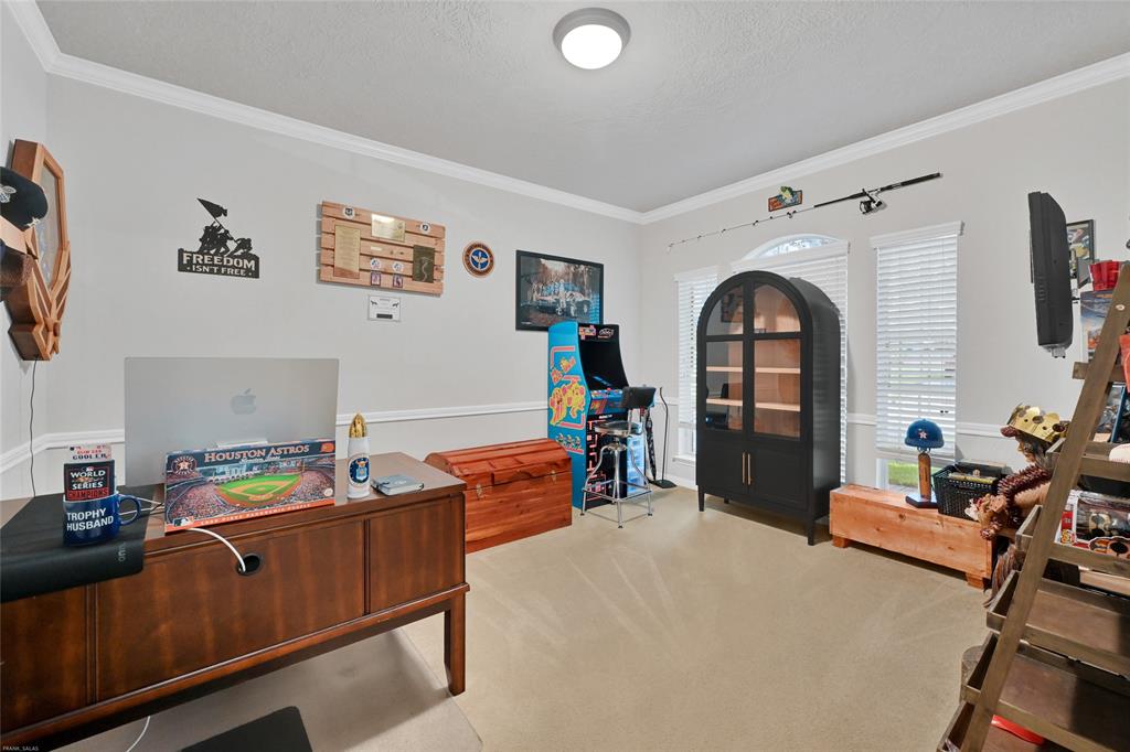 2605 Red River Trail