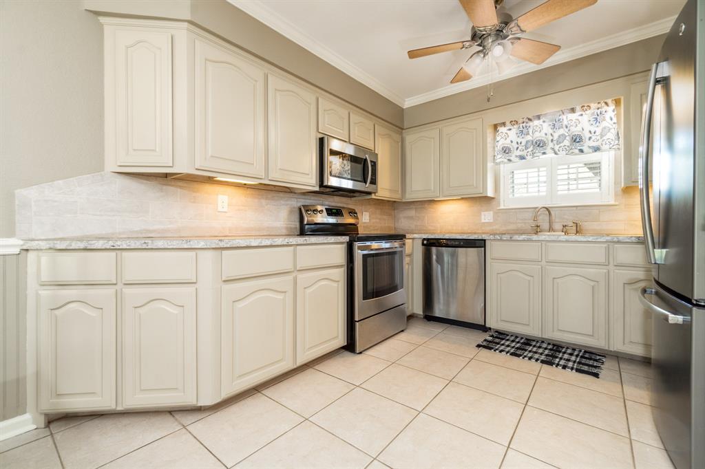 1817 Leissner Street, Bay City, Texas image 6
