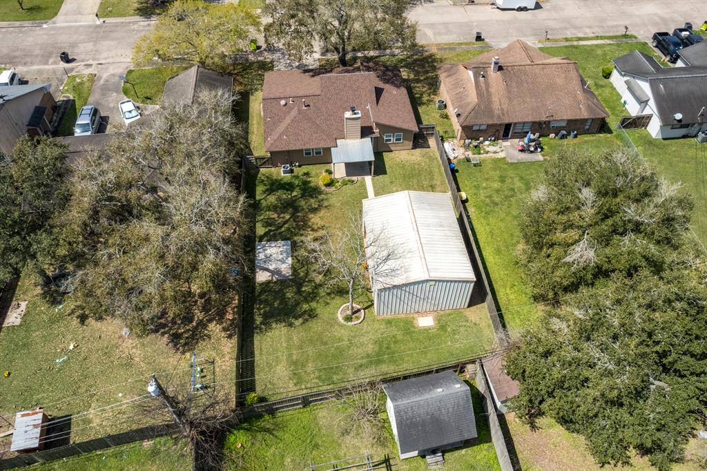 1817 Leissner Street, Bay City, Texas image 14