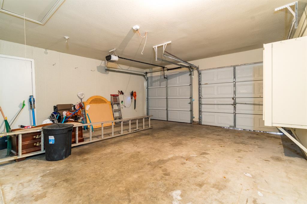 1817 Leissner Street, Bay City, Texas image 12