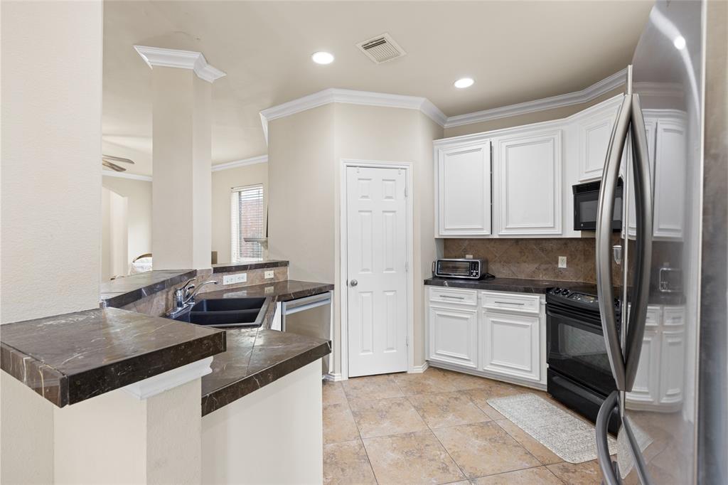 property-search 4 4 Buena Park Circle