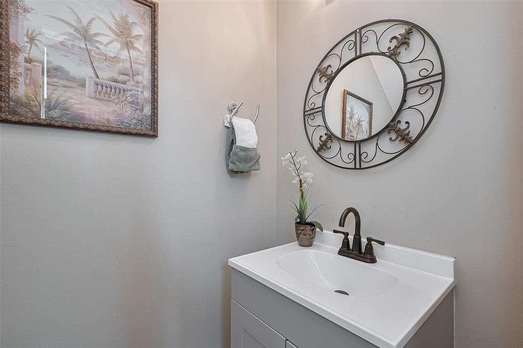 2023 Upland Shadows Drive, Sugar Land, Texas image 25