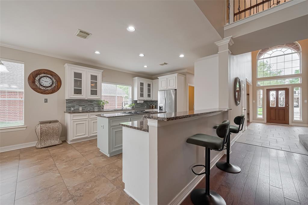 2023 Upland Shadows Drive, Sugar Land, Texas image 7