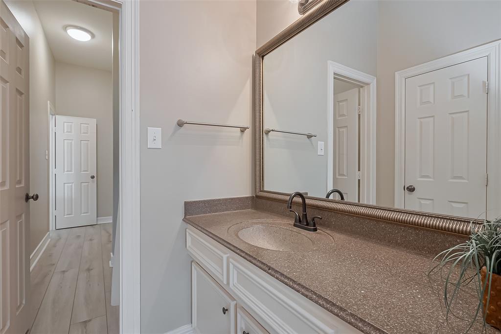 2023 Upland Shadows Drive, Sugar Land, Texas image 33