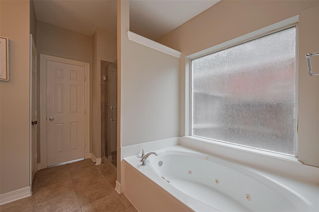 2023 Upland Shadows Drive, Sugar Land, Texas image 23