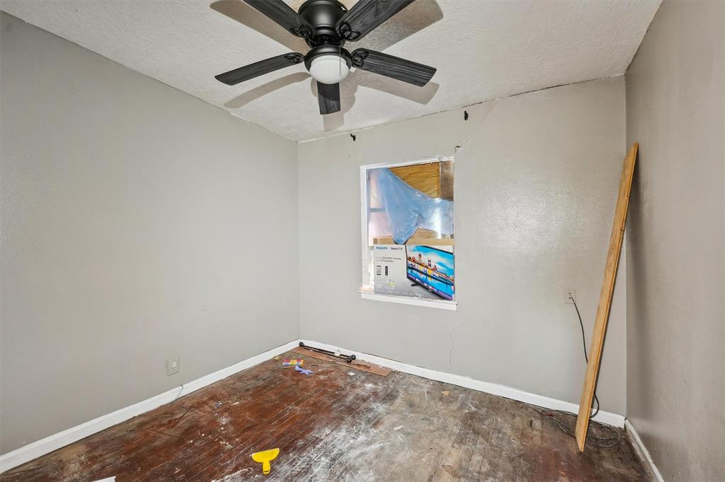 10010 Fairland Drive, Houston, Texas image 14