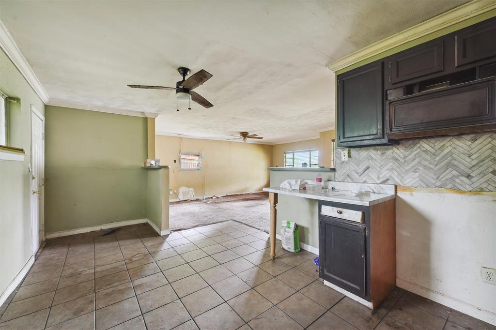 10010 Fairland Drive, Houston, Texas image 12