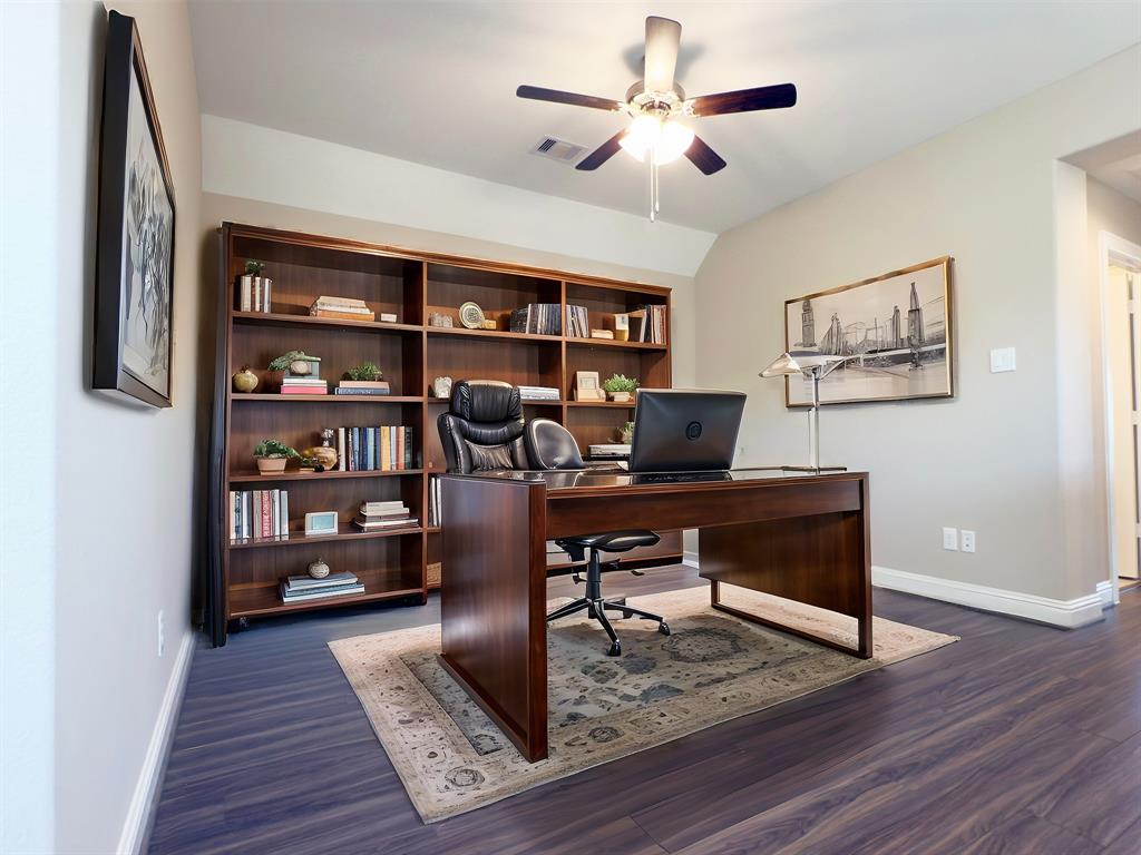 1111 Robbie Street, Houston, Texas image 7