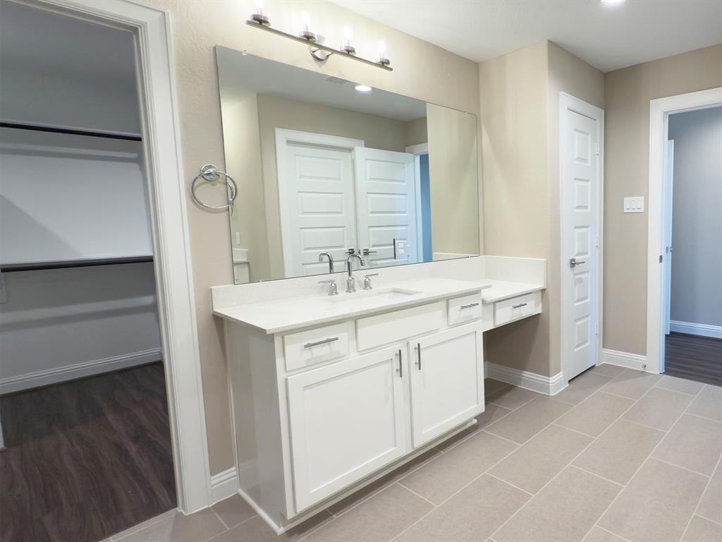 1111 Robbie Street, Houston, Texas image 10