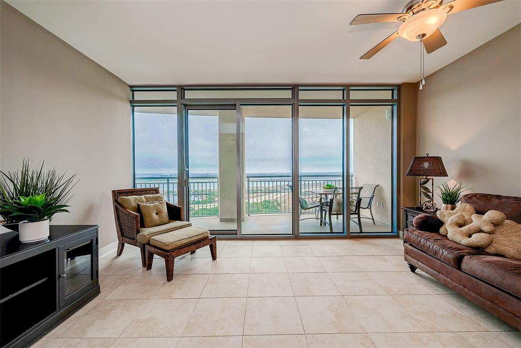 801 E Beach Drive #TW1012, Galveston, Texas image 8