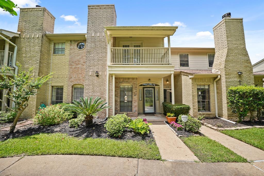 800 Country Place Drive #407, Houston, Texas image 1