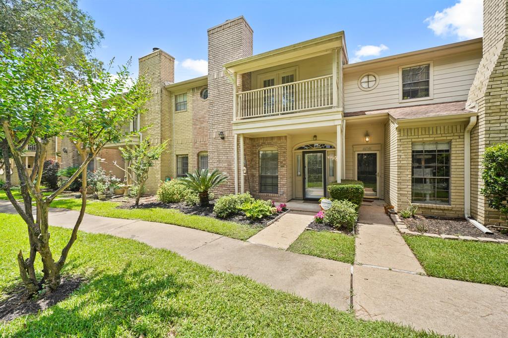 800 Country Place Drive #407, Houston, Texas image 27